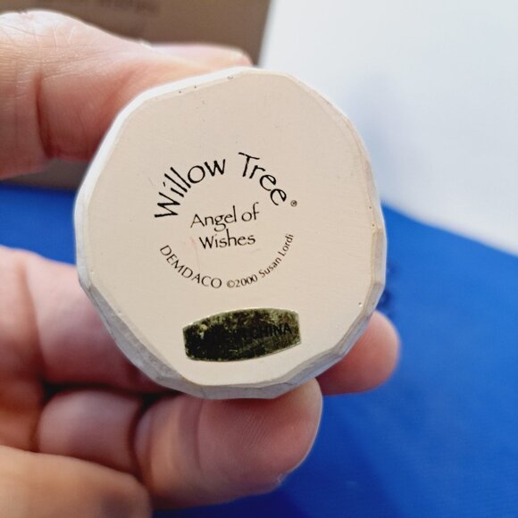 Willow Tree Angel of Wishes May You Always Hold onto Your Dreams Demdaco 2000 - Picture 7 of 8